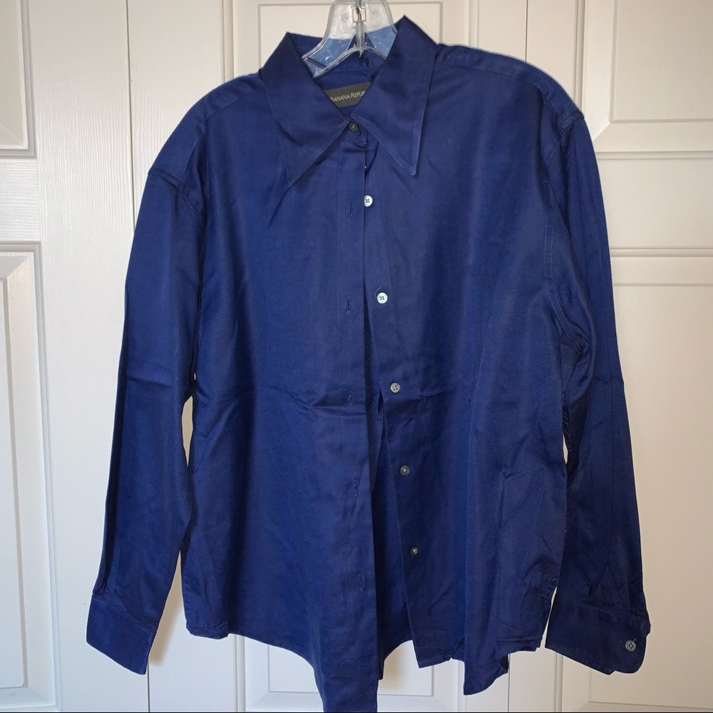 Banana Republic blue collared top size medium